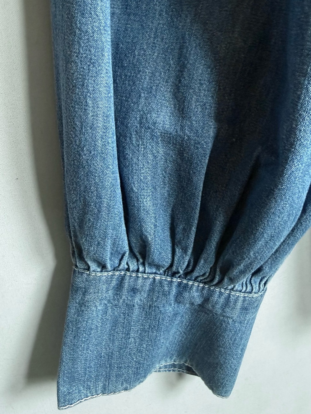 Porridge Anthropologie 100% Cotton Chambray Blouse | Balloon Sleeve Boho Top - Picture 4 of 6